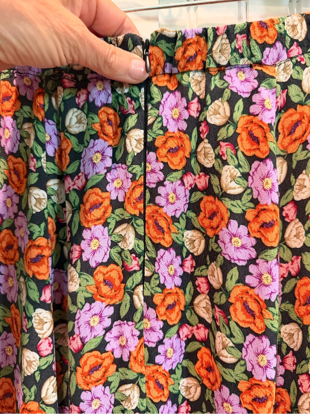 Floral Midi Skirt in Black with Orange & Purple Flowers - L - Picture 4 of 6